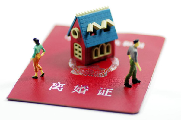 民政局人山人離婚的人排到門(mén)外 離婚為什么這么多