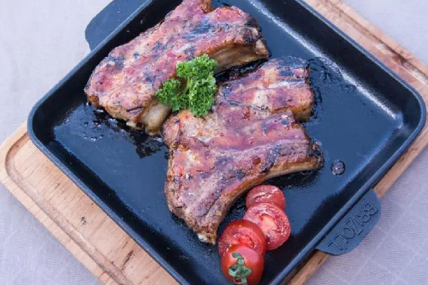 中國人均肉類消費遠超膳食標準 肉類每天吃多少合適