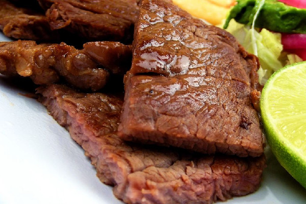 中國人均肉類消費遠超膳食標準 肉類每天吃多少合適