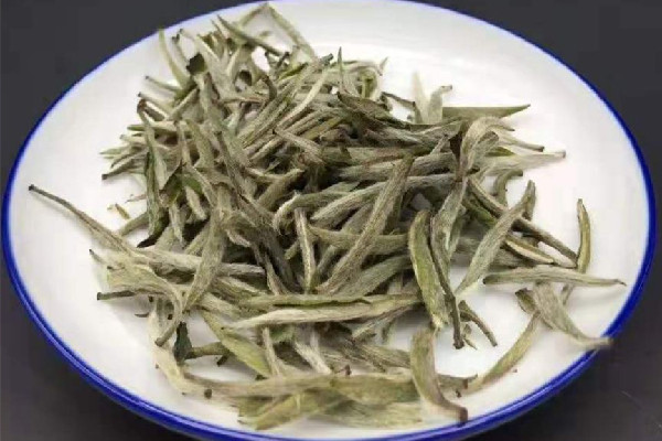 白牡丹茶的沖泡方法 白牡丹茶泡出來(lái)是什么樣子