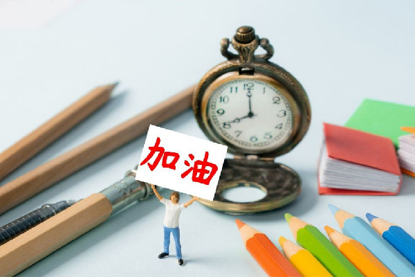 高?；貞?yīng)考生因航班延誤錯(cuò)過(guò)復(fù)試 考研復(fù)試需要準(zhǔn)備什么